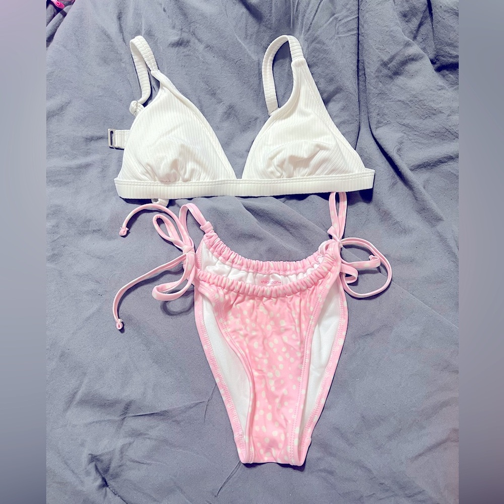 Swimsuit bikini